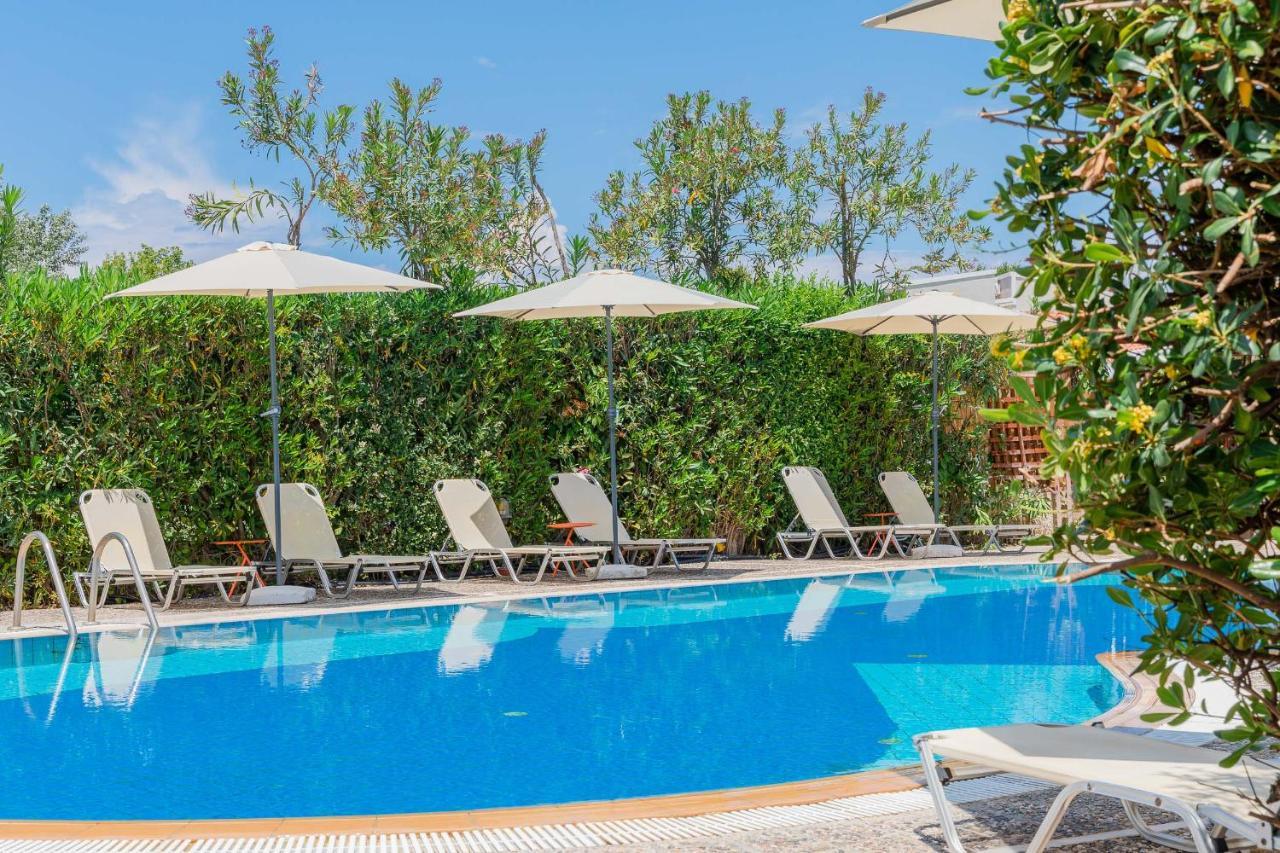 Ilena Hotel 아카라비 외부 사진